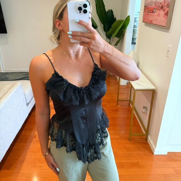 Black Lace Ruffle Corset-Style Top – Size S - Picture 2 of 4